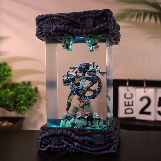 New Handmade Predator Vs Alien Resin Lamp - Sci-Fi Diorama Light, Epic Battle Scene Led Lamp, Collector Gift, Movie Fan Desk Decor - image 1