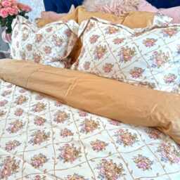 Floral Faux Silk Bedding Set - Oeko-Tex Cotton, Wrinkle-Free, Cotton Queen, Vintage Botanical Bed Set, Soft Romantic - thumbnail 2