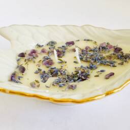Lavender Scented Beeswax Aroma Therapy Candle With Healing Stones in A Lenox Dove Bowl - thumbnail 3