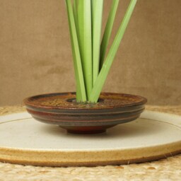 Handmade Gold Treacle & Red Ikebana Vase. G2099 - thumbnail 2