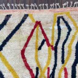 Handmade Azilal Berber Rug, Moroccan Woven Wool Floor Rug - thumbnail 4