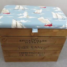 Large Rustic Wooden Storage Crate - Upholstered Fabric Lid Seat - thumbnail 2