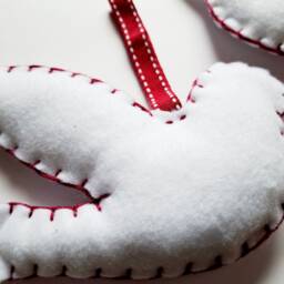Pack Of 2 Christmas Doves - Tree Decorations White Felt Dove - thumbnail 4