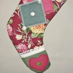 Handmade Quilted Christmas Stockings Burlap, Patchwork, Floral Print - Set Of 2 - thumbnail 3