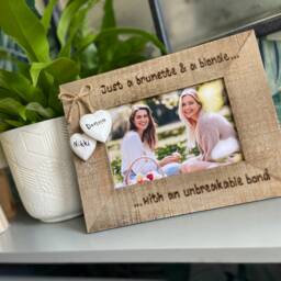 Brunette Blonde Friend Photo Frame - Personalised Driftwood Style Wooden Picture Unbreakable Bond Best Friends 6x4 - thumbnail 2
