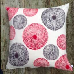 Annapatat -Sunburst- Lino Print- Cushion-50x50cm- Red- Aubergine- Colour -Scandi- Pillow- Texture- Geometric- Circles - Pattern - thumbnail 4