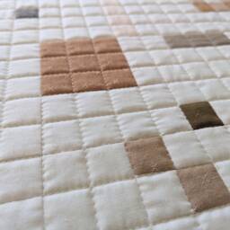 "Minimalist Quilted Wall Hanging Abstract Geometric Cotton Tapestry, 18"" X 24" - thumbnail 3