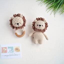 Lion Cotton Toy With Wooden Ring, Safari Baby Shower Gift, Jungle Animal Small Toy, Postpartum Present Basket, Gender Neutral Gift - thumbnail 4