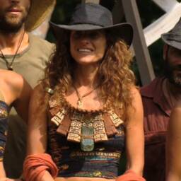 Survivor Tv Show Season 20 Heroes Vs. Villains Immunity Necklace Prop Replica - Duty Paid - thumbnail 4