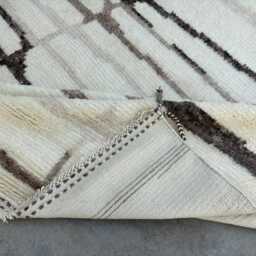 Hand-Knotted Moroccan Beni Ourain Rug, 100% Natural Wool, Modern Berber Carpet For Living Room - thumbnail 4