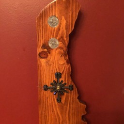 Delaware Handmade State Quarter Clock With Inlaid Quarters. Choice Of Wood. Customizable - thumbnail 3