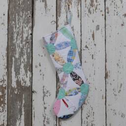 Hand Quilted Christmas Stocking Vintage Joseph's Coat Quilt - thumbnail 2
