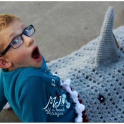 Crochet Pattern Shark Blanket - PDF Digital Download Bulky & Quick Crochet Pattern By Mj's Off The Hook Designs - thumbnail 2