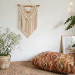 Handwoven Macrame Wall Hanging Boho Home Decor - thumbnail 2