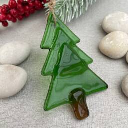 Green Fused Glass Christmas Tree Festive Decoration - Tall - thumbnail 3