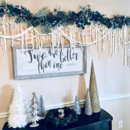 Eucalyptus Boho Garland, Wedding Floral Wall Hanging, Neutral Yarn Decor - thumbnail 2