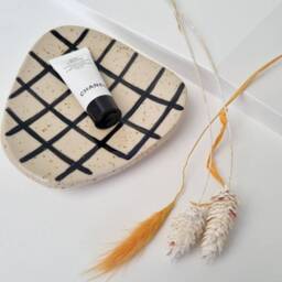 Handmade Ceramic Soap Dish Black Gingham Speckled Clay Bathroom Decor - thumbnail 3