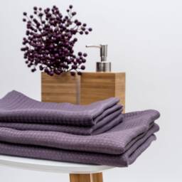 Plum Waffle Linen Bath Towel, European Handmade - thumbnail 2