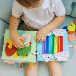 Felt Quiet Book Sensory Montessori Toy For Toddlers - thumbnail 2