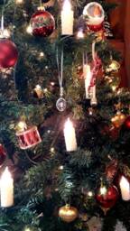 Christmas Tree Photo Decorations, Photograph Memory Keepsake, Memorial Hanging Charm. Hanging Bauble Ornament. Family Pictures - thumbnail 2