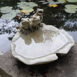Frogs On Lily Statue - Reconstituted Stone Bird Bath Feeder Outdoor Pond Concrete Garden Ornament - thumbnail 1