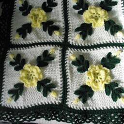 Yellow Rose Afghan Blanket Handmade Floral Throw, White & Green - thumbnail 2