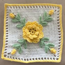 Yellow Rose Afghan Blanket Handmade Floral Throw, White & Green - thumbnail 4