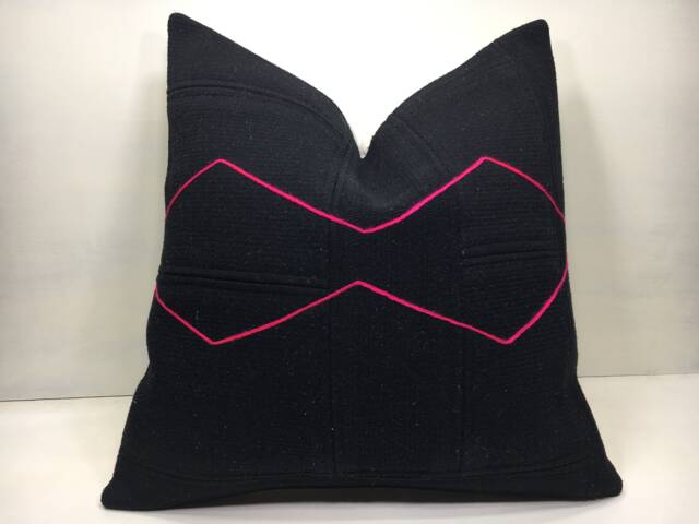Vintage Kilim Pillow Cover, Black & Pink, Turkish Cushion - 20x20 Pillow - image 1