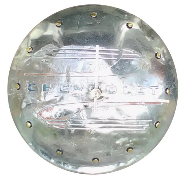 Chevy Hubcap Clock, 1950S', Detailed With Dots For Numbering - Hub Cap