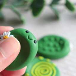 Green Polymer Clay Worry Stone With Anxiety Relief Fidget Buddy - thumbnail 4