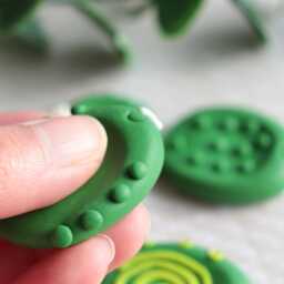 Green Polymer Clay Worry Stone With Anxiety Relief Fidget Buddy - thumbnail 3