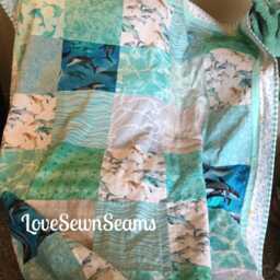 Dolphin Quilt/Dolphin Throw Quilt/Gorgeous Blanket/Dolphins/Handmade in Usa - thumbnail 4