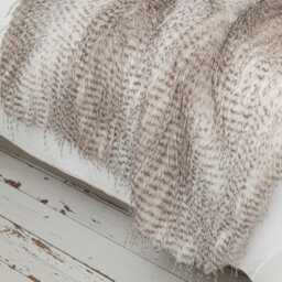 Beige Faux Fur Peacock Feather Pattern Blanket 240 X 65 cm - thumbnail 2