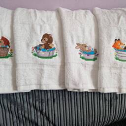 Embroidered Woodland Animal Hedgehog Hand Towel - thumbnail 2