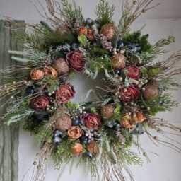 Large Rose Gold Christmas Wreath For Front Door, Rustic Roses, Blue Winter Berries, Luxury Baubles, Mauve Frosted Eucalyptus Door - thumbnail 2