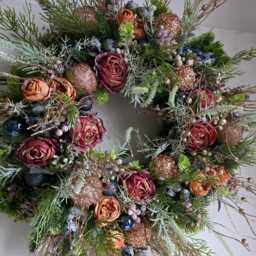 Large Rose Gold Christmas Wreath For Front Door, Rustic Roses, Blue Winter Berries, Luxury Baubles, Mauve Frosted Eucalyptus Door - thumbnail 3