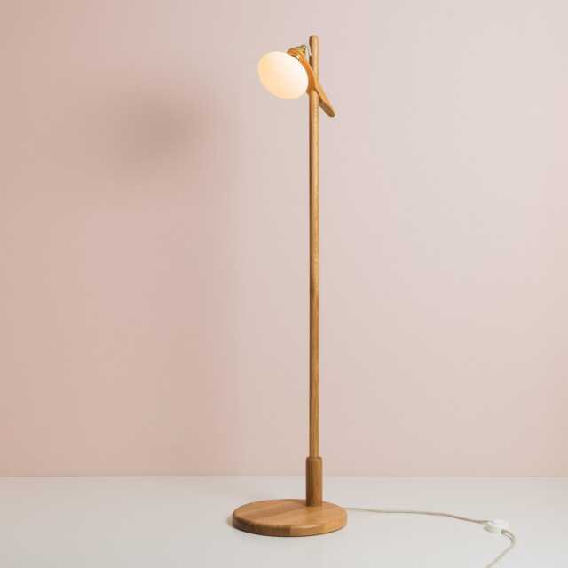 Lomm Floor Lamp in Oak - image 1