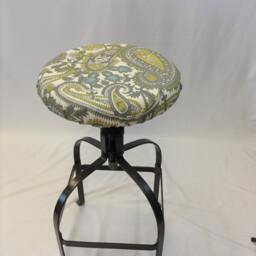 Rustic Paisley Barstool Cover Elasticized Padded Kitchen Stool - 12-20 - thumbnail 2