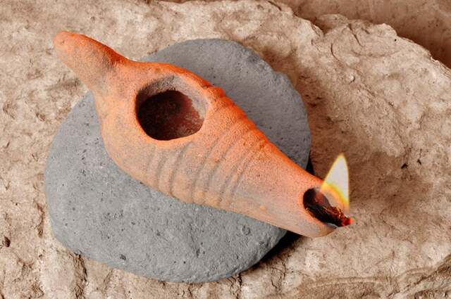 Made in Israel Vintage Bird Oil Lamp, Pottery Oil Candle, Ceramic Olive Kerosene Jerusalem, Gifts - image 1