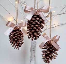 Set Of 3 Christmas Tree Decorations/Pine Cone Neutral Christmas Blush Ornaments Eco Friendly