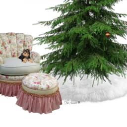 Faux Sheepskin Christmas Tree Skirt - Shaggy Round Fur Accent