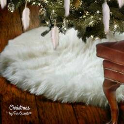 Faux Sheepskin Christmas Tree Skirt - Shaggy Round Fur Accent - thumbnail 2