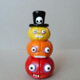 Voodoo Brothers Halloween Pumpkin Sculpture Stacked Clay Figurine - thumbnail 2