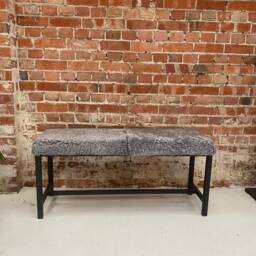 Grey Short-Wool Shearling Covered Bench, Genuine Sheepskin, Wooden Bench, Dining Bench , Interior Decor Furry Gift - thumbnail 4