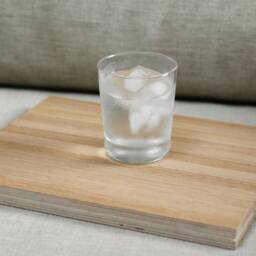 Flexible Sofa Tray - Adjustable Armrest For Drinks & Snacks Handmade Wooden Non-Slip Eco-Friendly Oak Finish - thumbnail 4