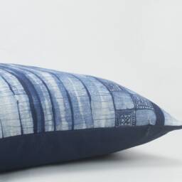 Vintage Hmong Batik Pillow Cover Handspun Indigo Cushion, 20x20 - thumbnail 4