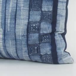 Vintage Hmong Batik Pillow Cover Handspun Indigo Cushion, 20x20 - thumbnail 3