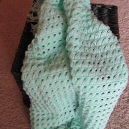 Crochet Baby Blanket ~ Pale Green - thumbnail 4