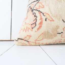 Vintage Turkish Kilim Pillow Cover, Handmade Home Decor - 20x20 Inch - thumbnail 3