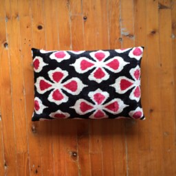 Red & Black Ikat Velvet Pillow Cover Ethnic Retro Cushion - thumbnail 4